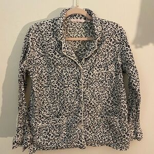 Victoria Secret Black & White Cheetah Print Button Up Shirt